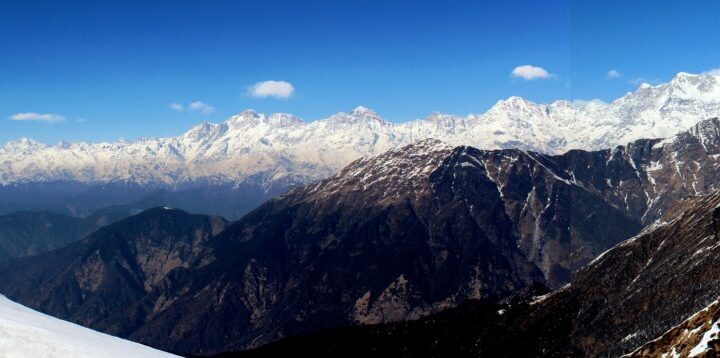Chandrashila peak panoramic view