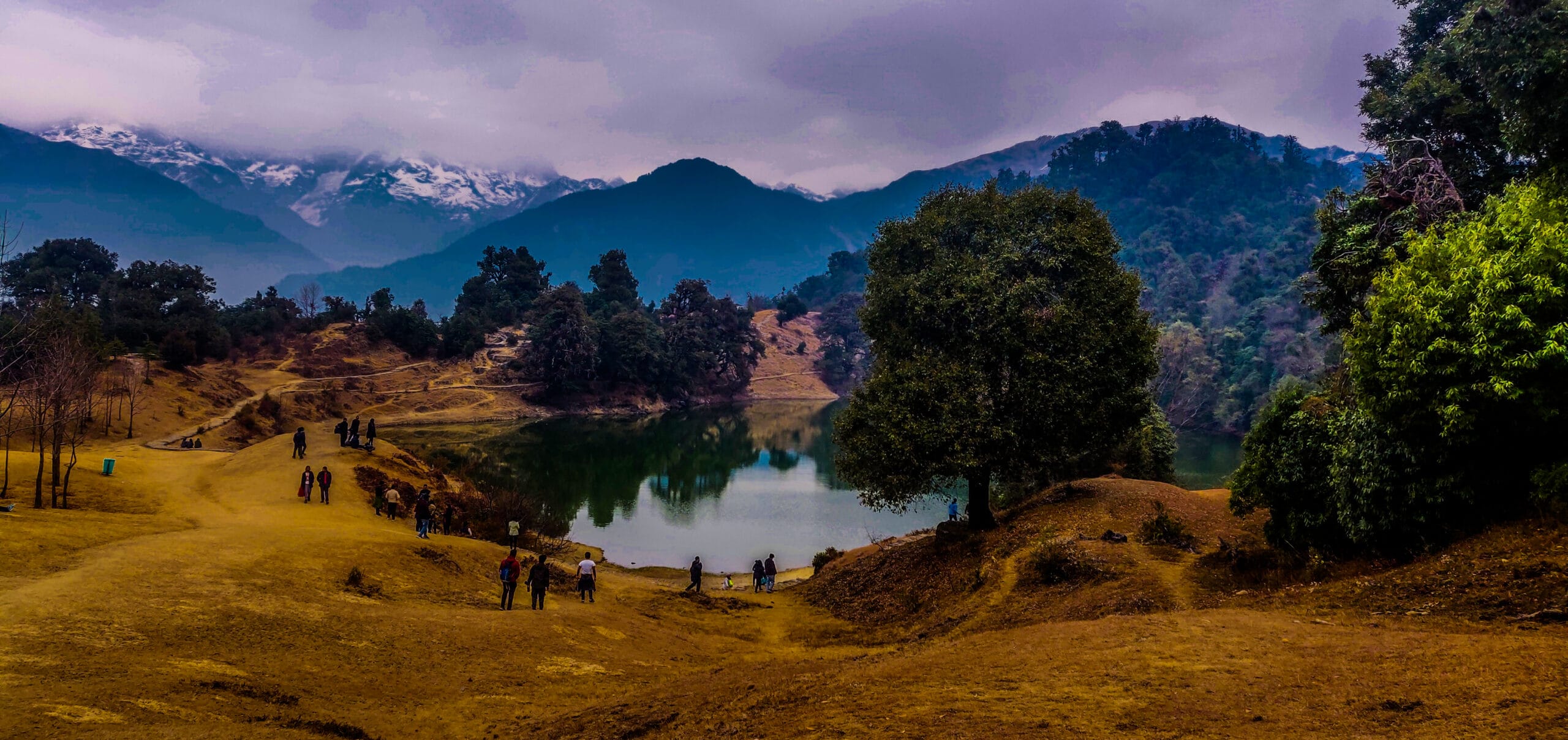 Deoria Tal trek